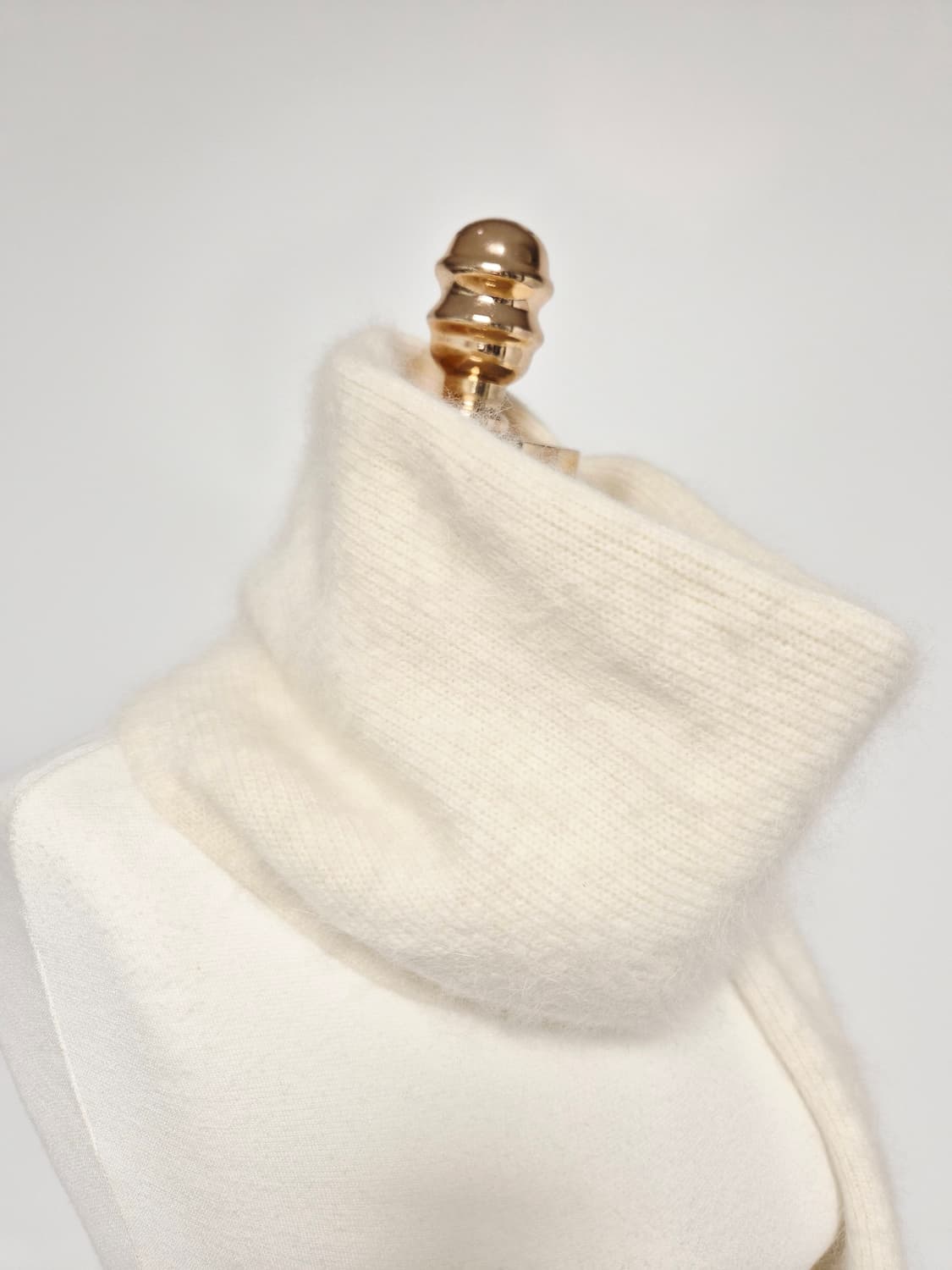 꾸레쥬 앙고라 아이보리 머플러 목도리 상품이미지2