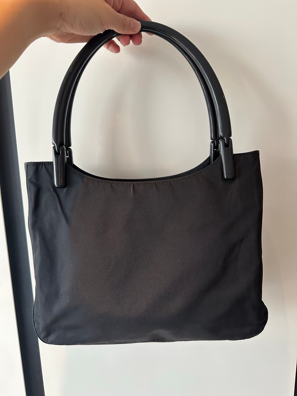 프라다 블랙 토트백 상품이미지2