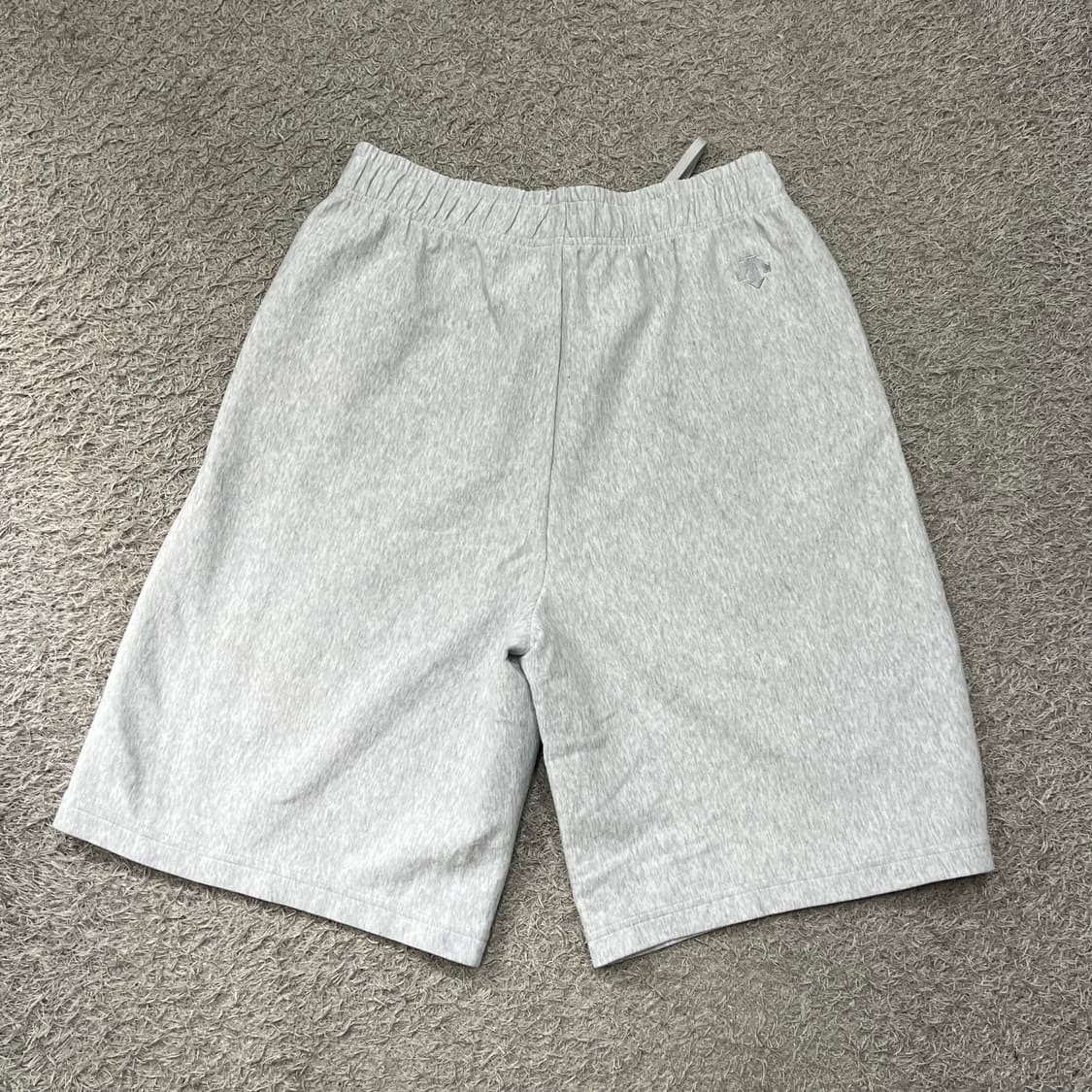 [90-95] 데상트 반바지 상품이미지3