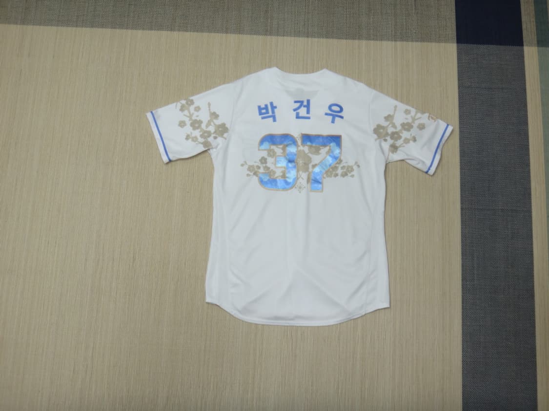 (XL) NC 다이노스 클러치 벚꽃 박건우 유니폼 상품이미지1