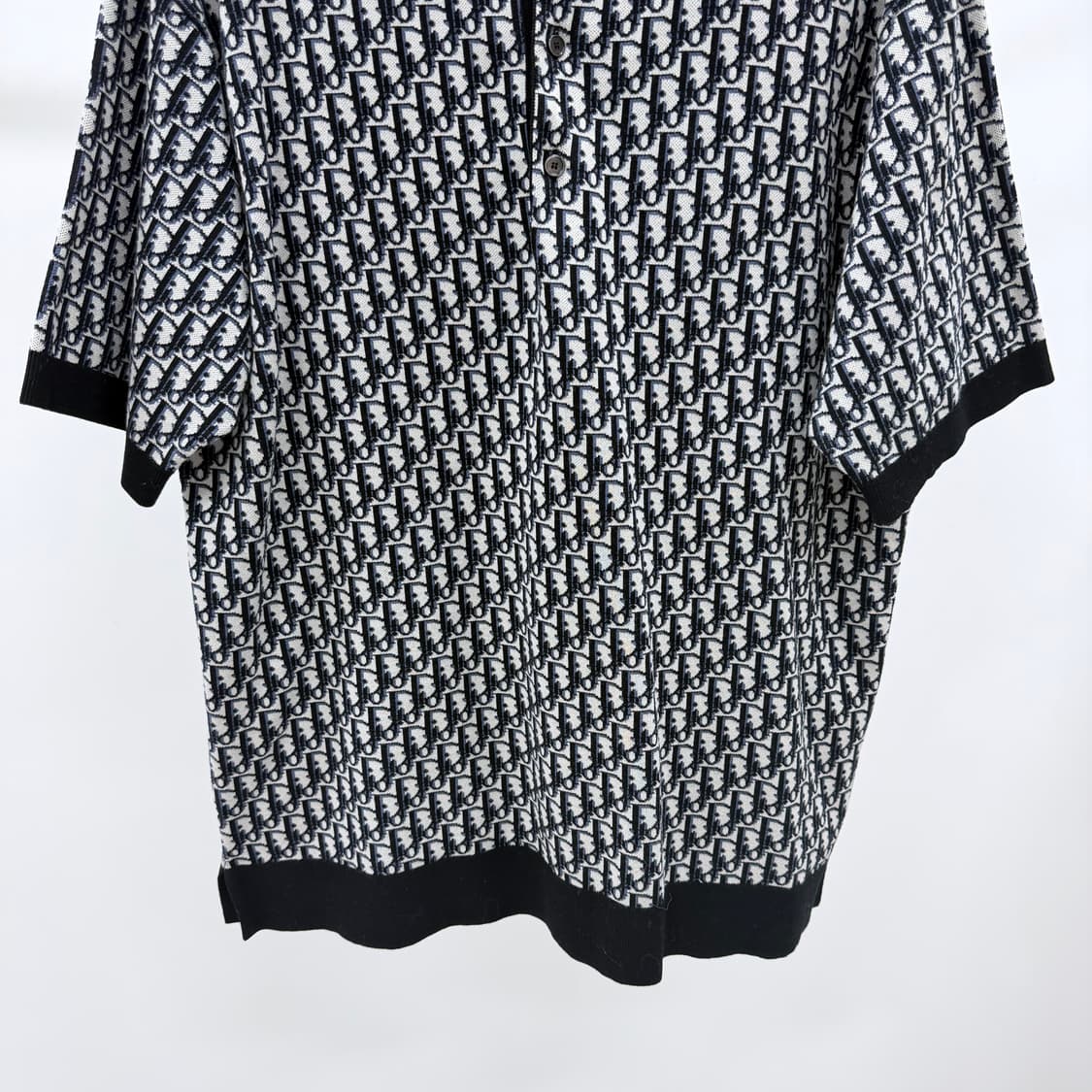 [S+급/L] 디올 오블리크 자카드 반팔 카라티 블랙 상품이미지3