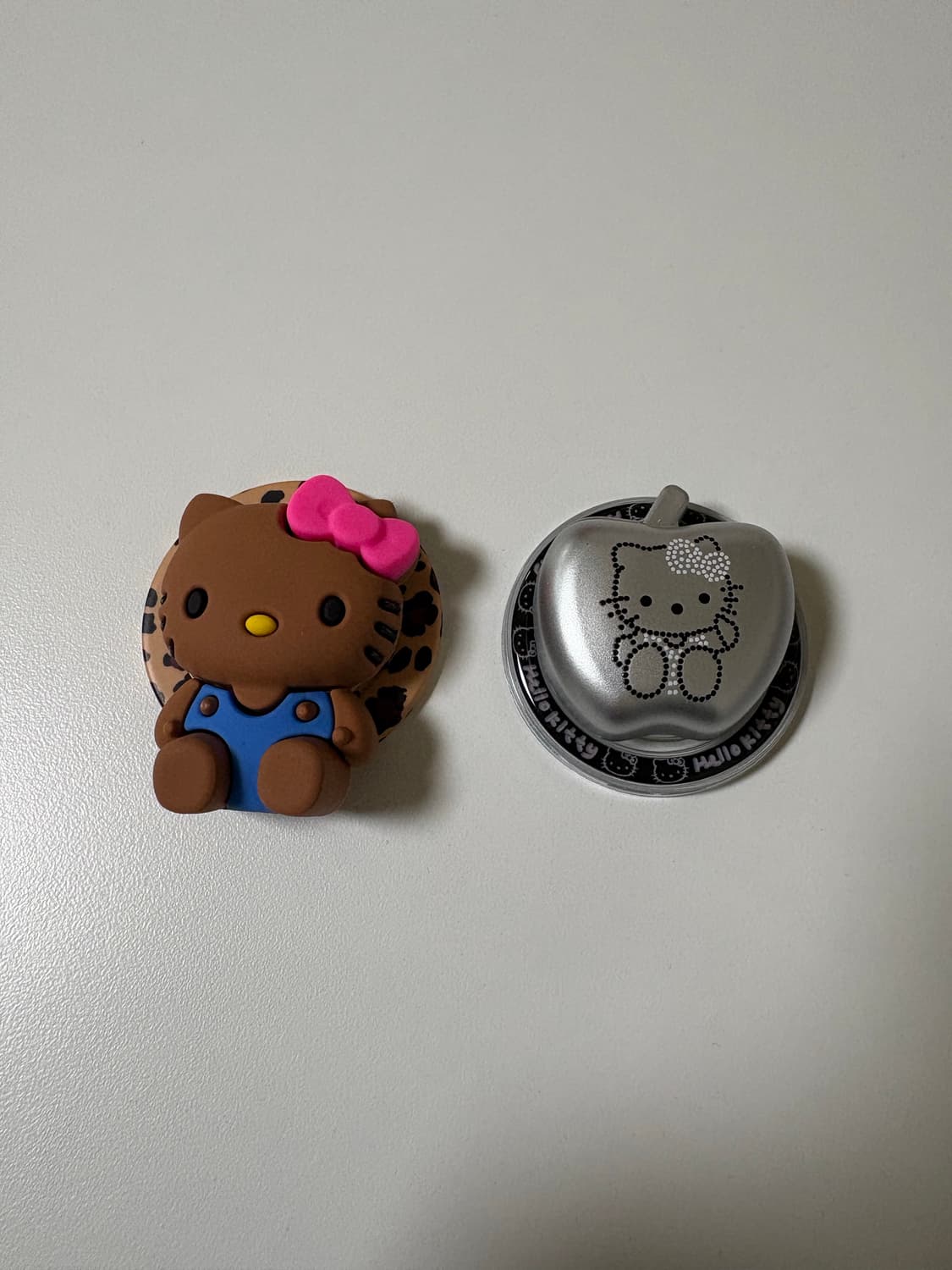 헬로키티 맥세이프 그립톡 상품이미지1