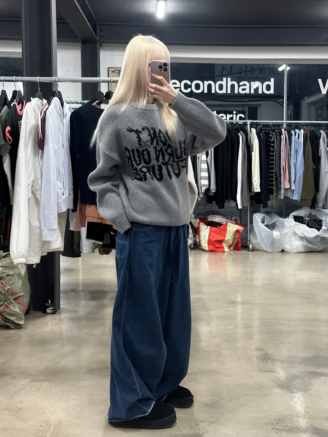 아조바이아조 그레이 DBOF 레터링 울 니트 상품이미지2