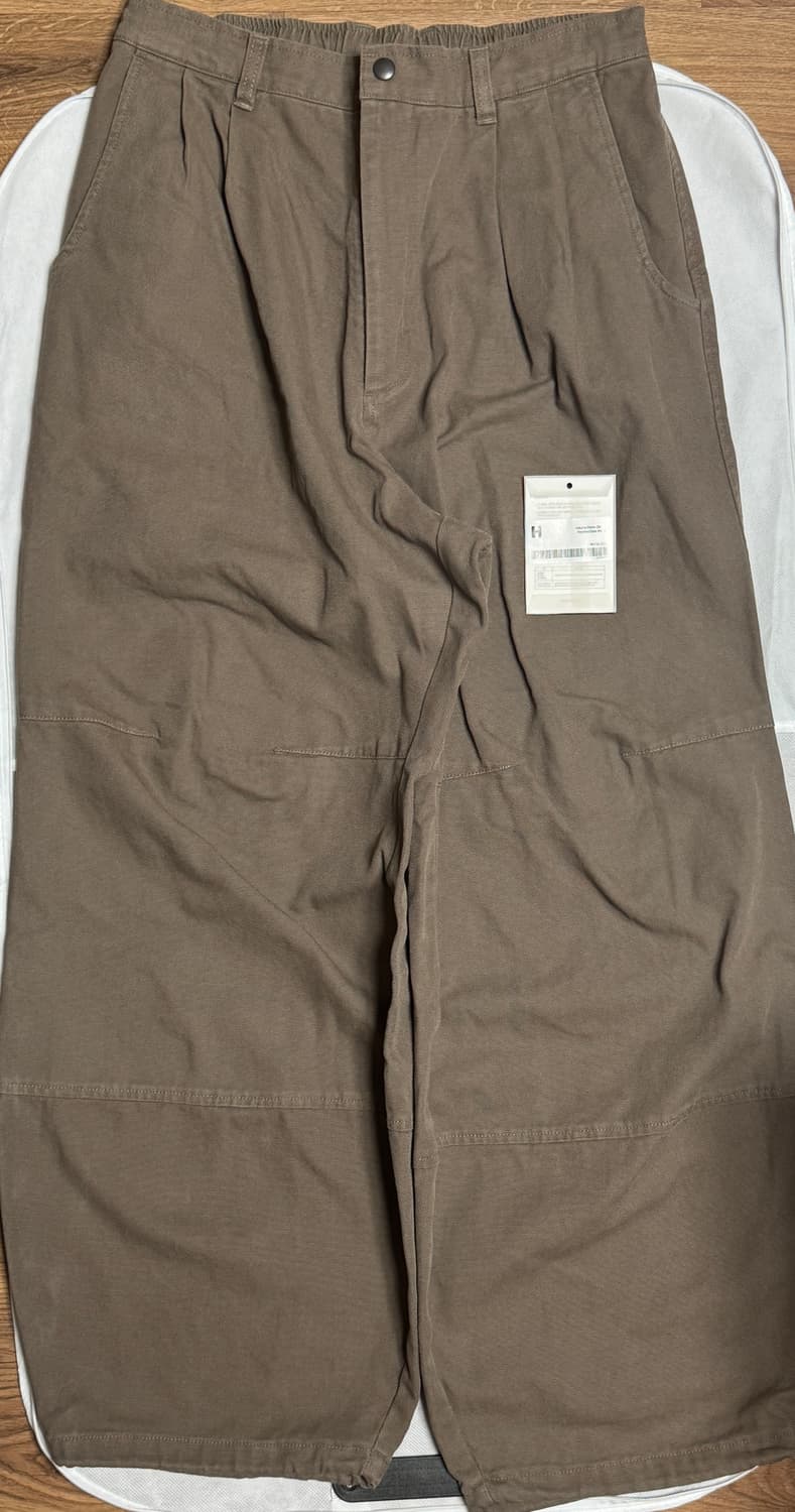 해칭룸 볼륨 팬츠 다크 베이지 상품이미지2