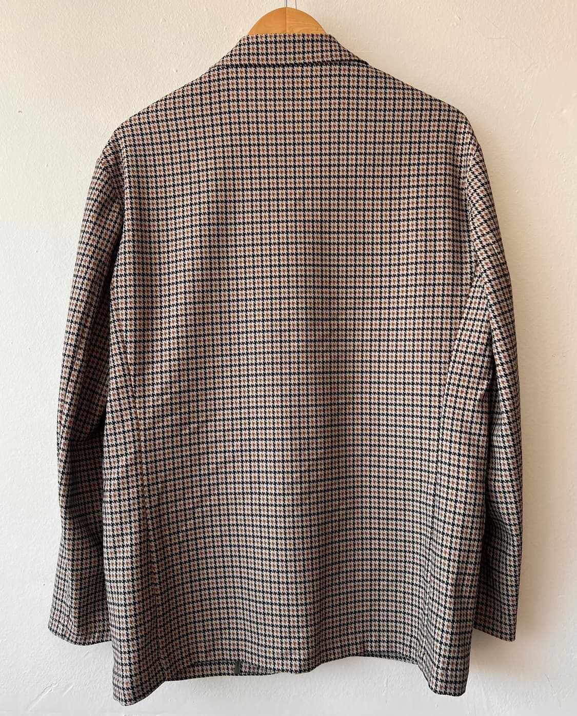 커스템멜로우  베이지 하운드투스체크 간절기자켓
 상품이미지8