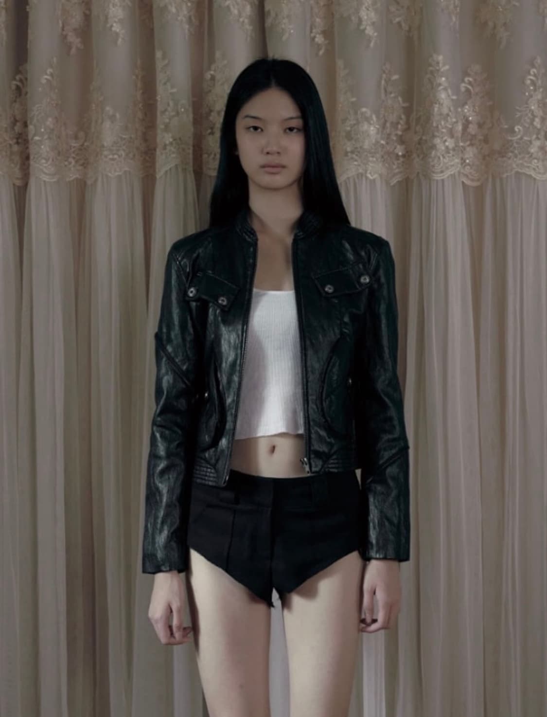 보헤미안서울 레더 자켓 카리나 착용 상품이미지1