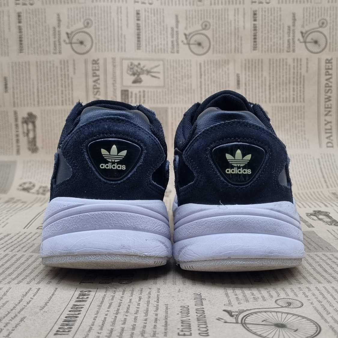 아디다스 팔콘 블랙 스니커즈250 상품이미지4