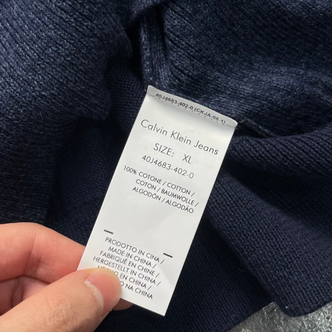 105 켈빈클라인 반집업 니트 상품이미지4