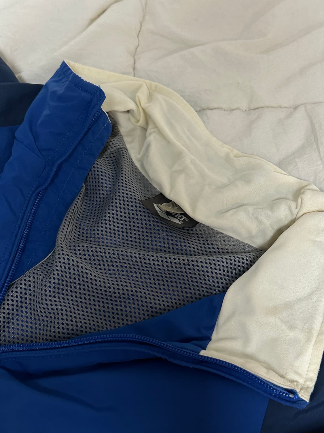 JP 아레나 바람막이 절개 라지 상품이미지5