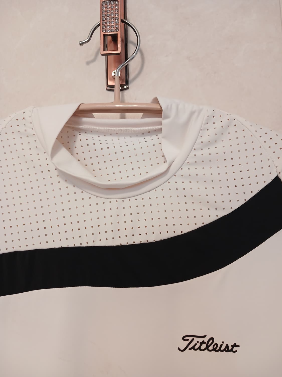 타이틀리스트 정품 여성 반팔 85 ~ 90 사이즈 상품이미지2