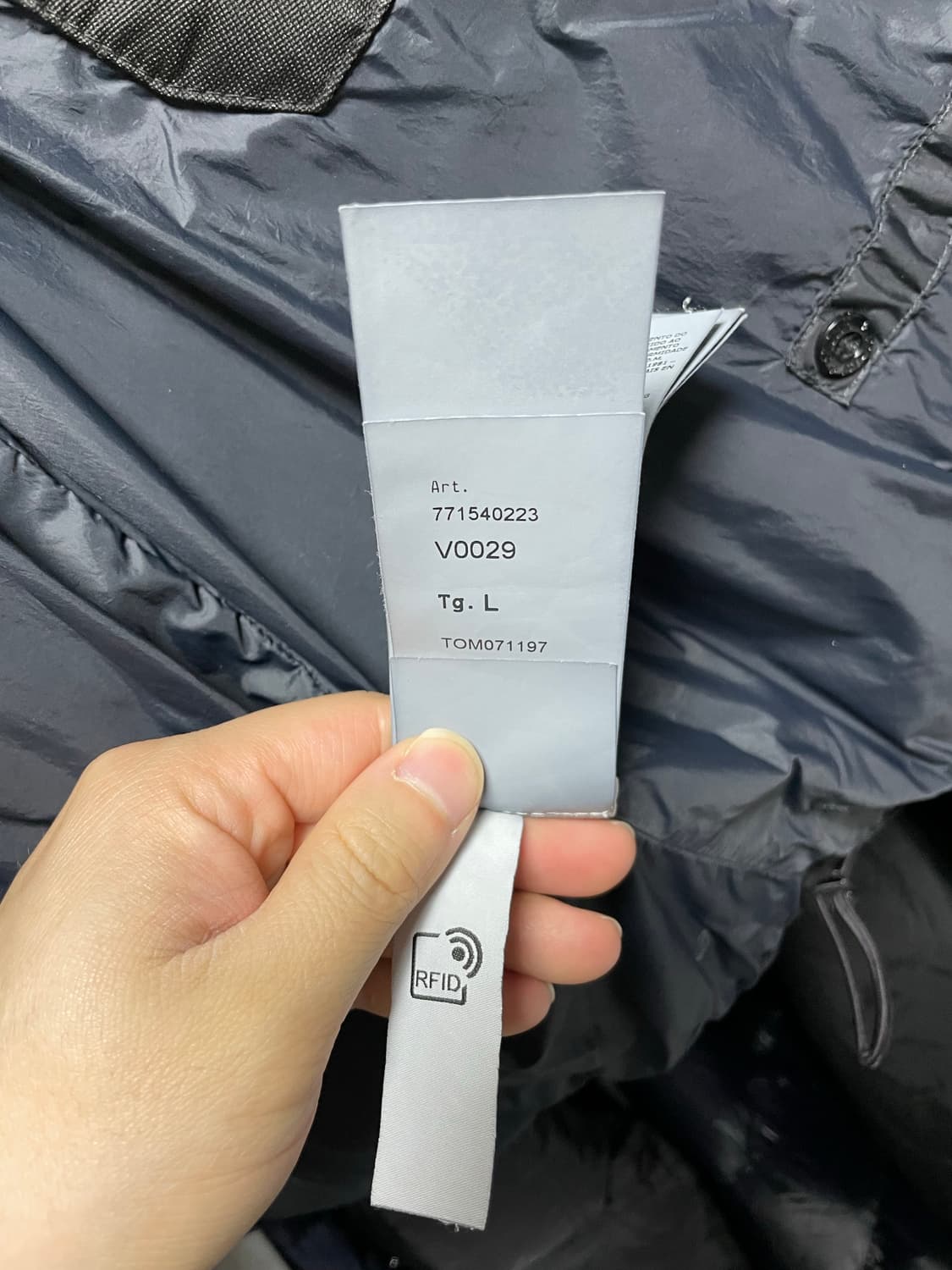 [L사이즈] 22FW 스톤아일랜드 가먼트다잉 크링클랩스 패딩 상품이미지8