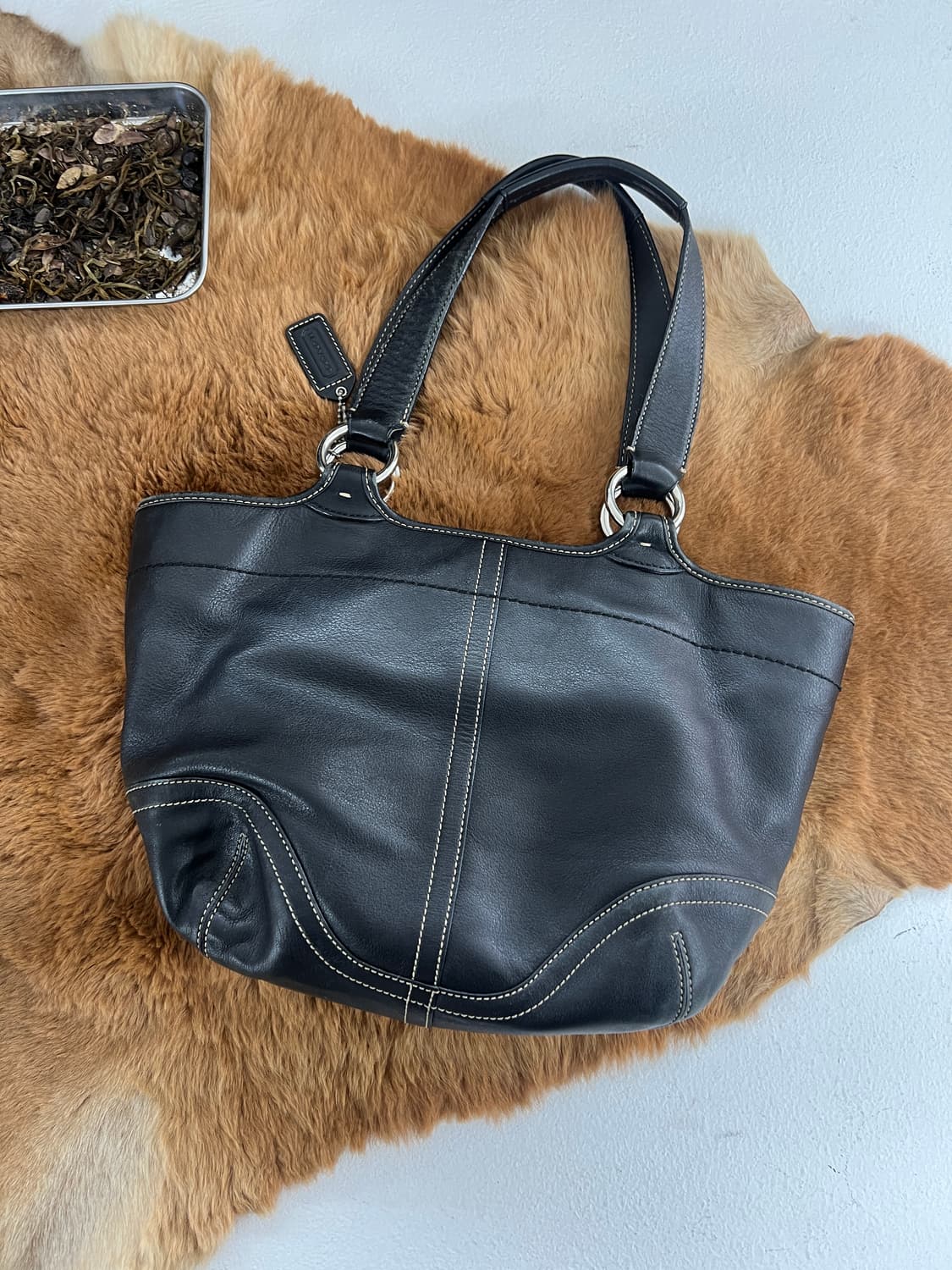 올드 코치 레더 핸드백 상품이미지5