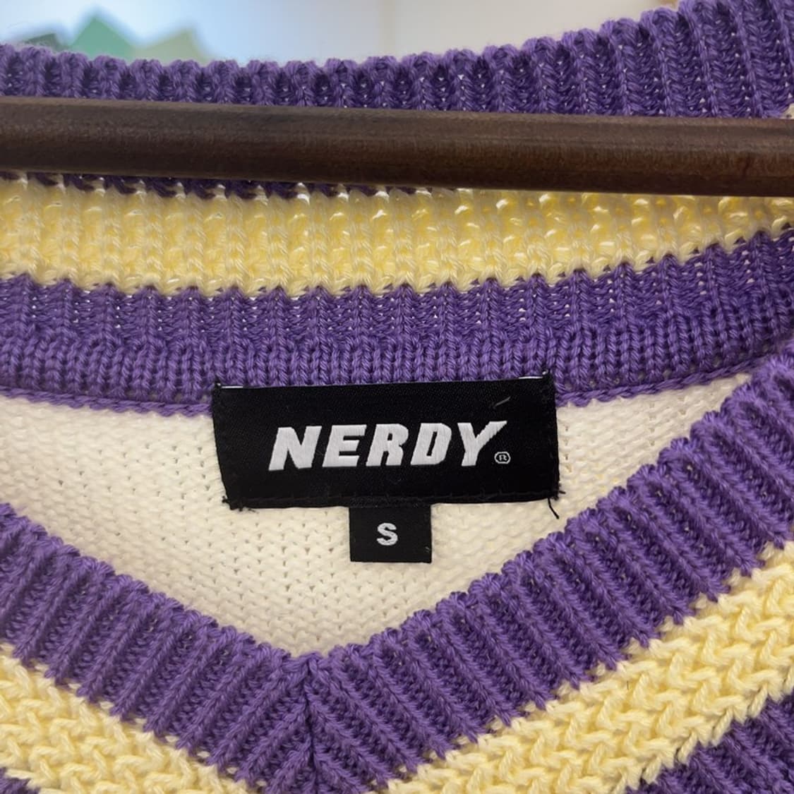 널디 올드스쿨 레트로 배색 브이넥 크림 니트 조끼 S C07958 상품이미지5