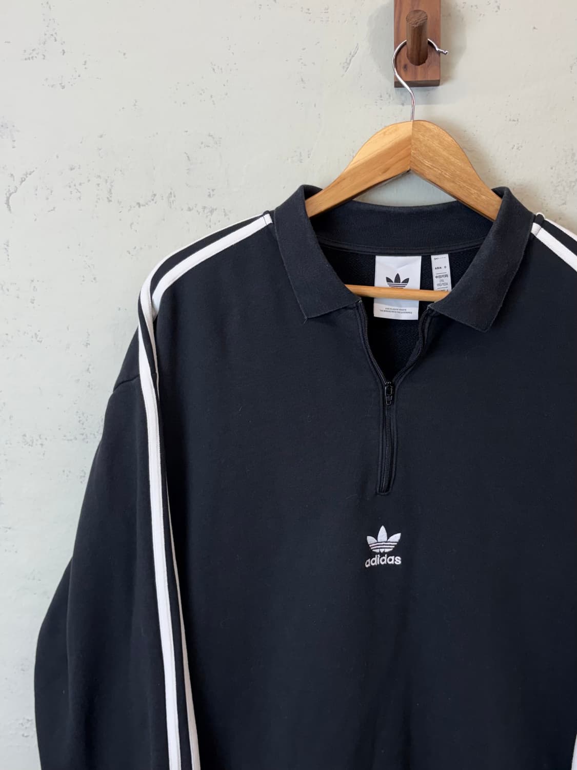 아디다스 삼선 반집업 맨투맨 블랙 상품이미지4