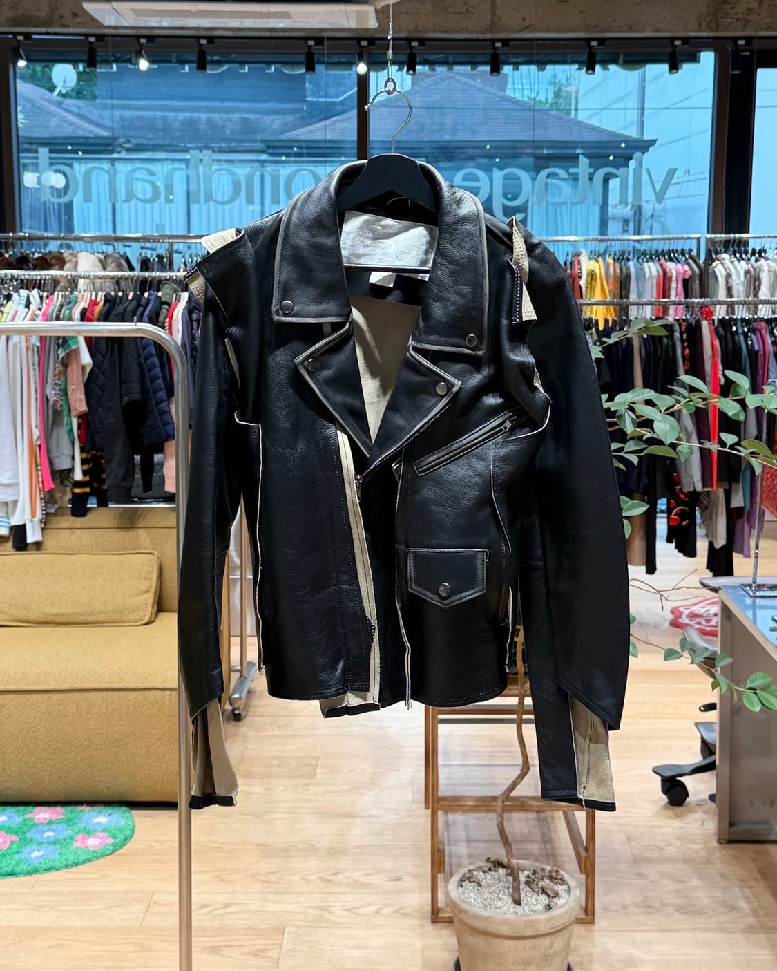 메종 마르지렐라 x h&m 레더 바이커 자켓  상품이미지1