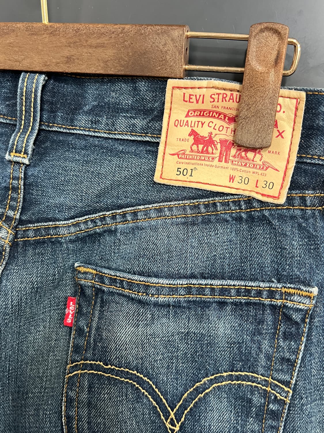 Levis 리바이스 501 버튼플라이 데님 팬츠 상품이미지3