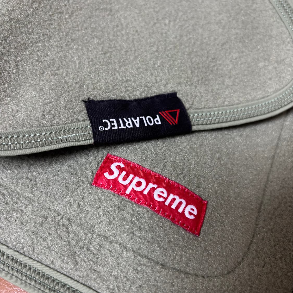 슈프림 머플러 목도리 카키 인사이드 포켓 상품이미지4