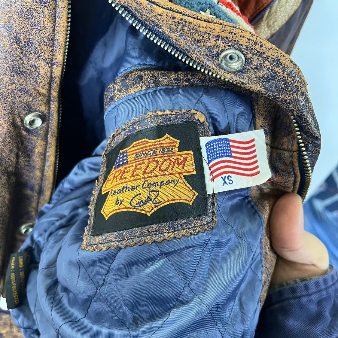 [Freedom Leather Company] USA 레더 바시티자켓 상품이미지6