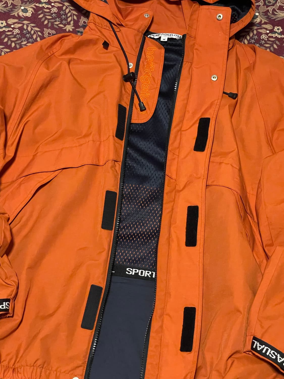 [M] 헤리티지플로스 윈드 브레이커 자켓 바람막이 카더가든 착용 상품이미지4