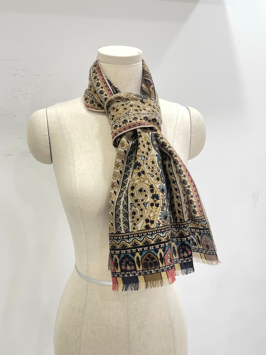 에트로 캐시미어 실크 머플러  상품이미지3