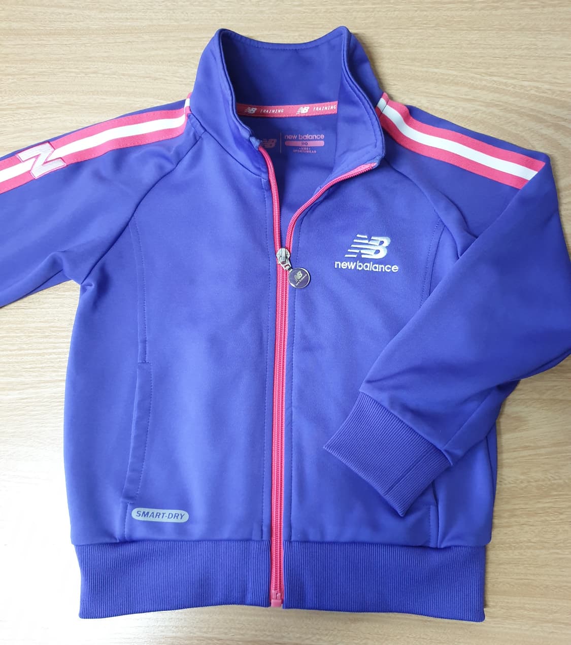 뉴발란스 키즈 트레이닝 상의 110사이즈 상품이미지1