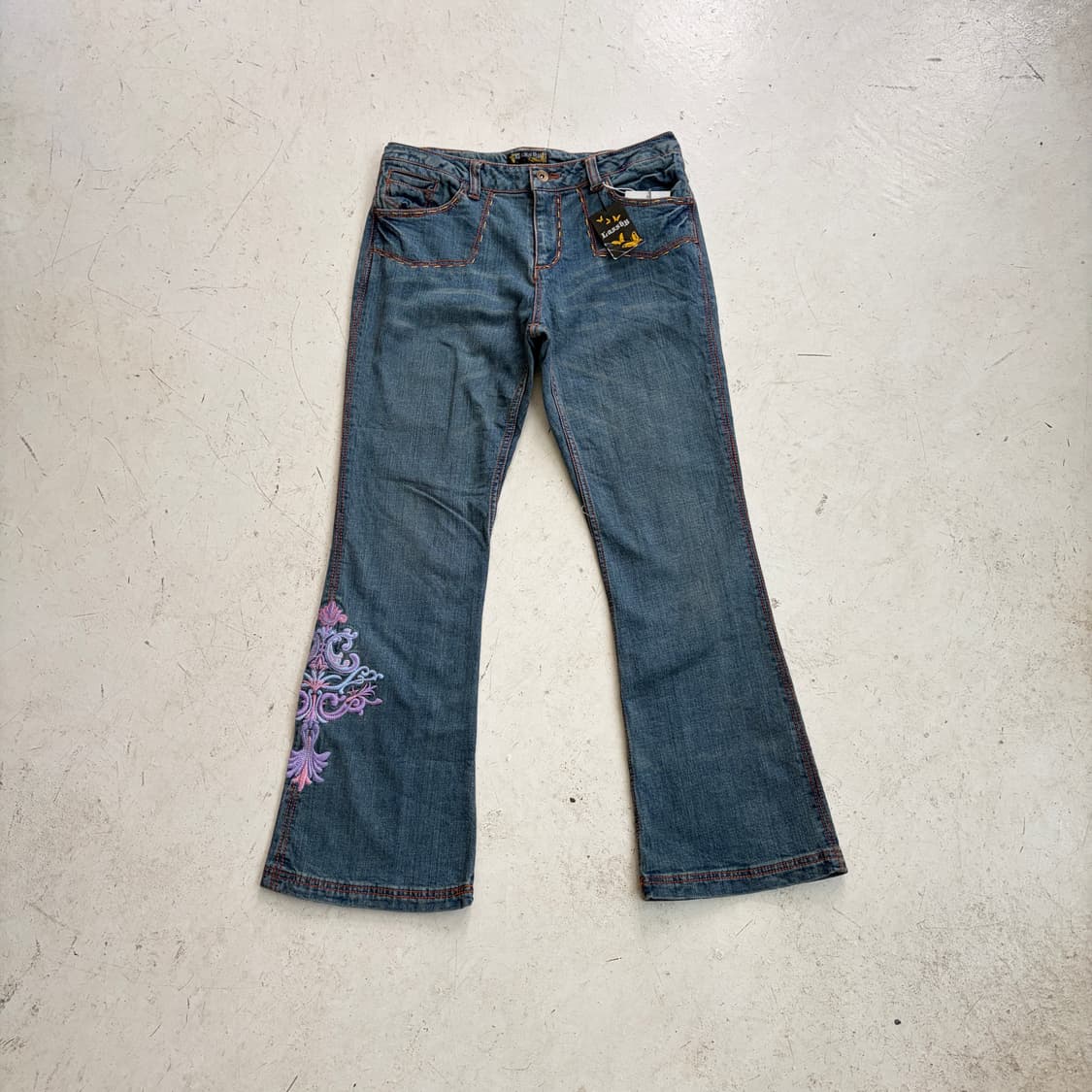 Lassby 빈티지 자수 부츠컷 데님팬츠 30 상품이미지1