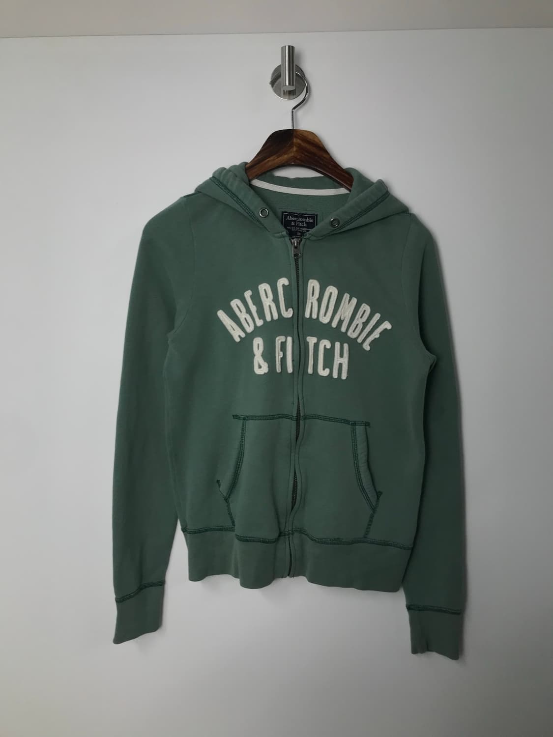 아베크롬비 y2k 와투케 피스타치오 딱붙 후드집업 상품이미지2