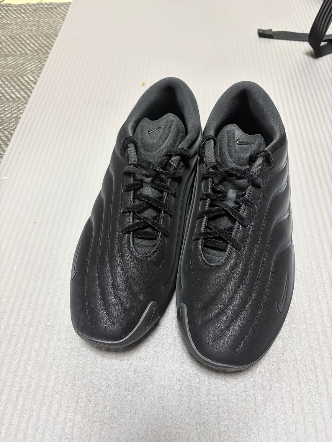 나이키 아스트라울트라(W) 280size 트리플블랙  상품이미지1