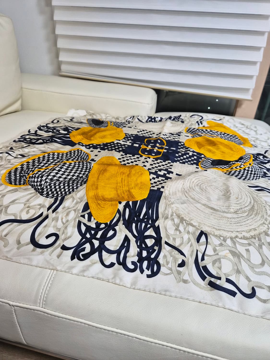 크리스찬디올 정품 실크스카프 90x90 상품이미지10