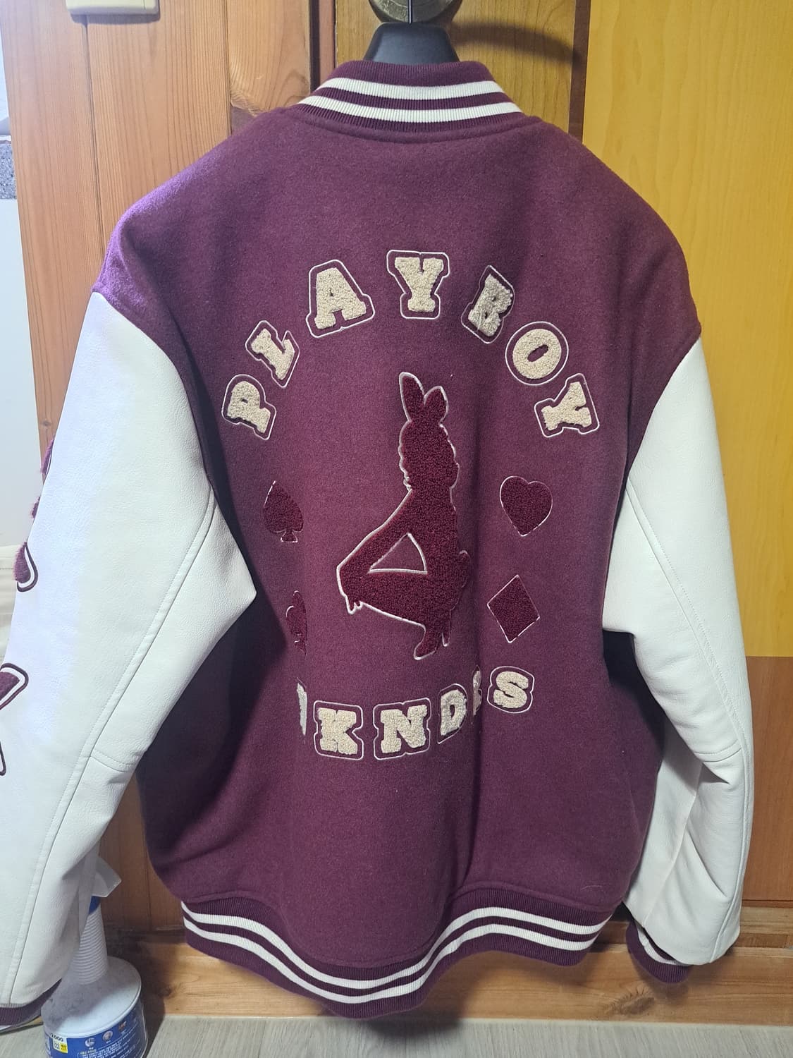 위캔더스 플레이보이 바시티 m 상품이미지2