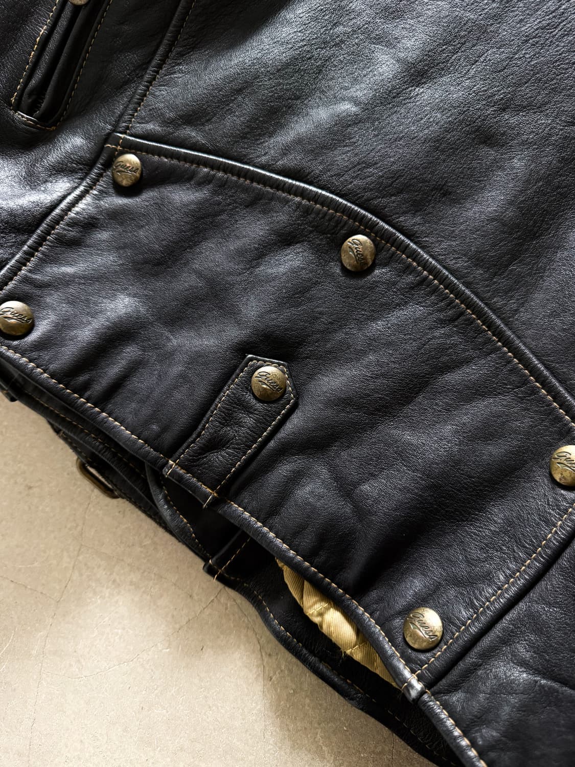 90s GUESS GENUINE LEATHER BIKER JACKET 상품이미지7