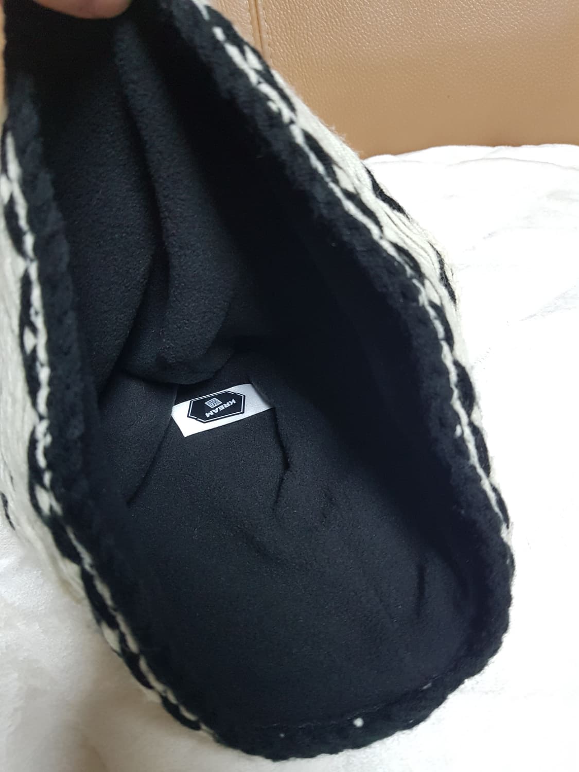 슈프림 다이아몬드 비니 모자 블랙 24FW 상품이미지4