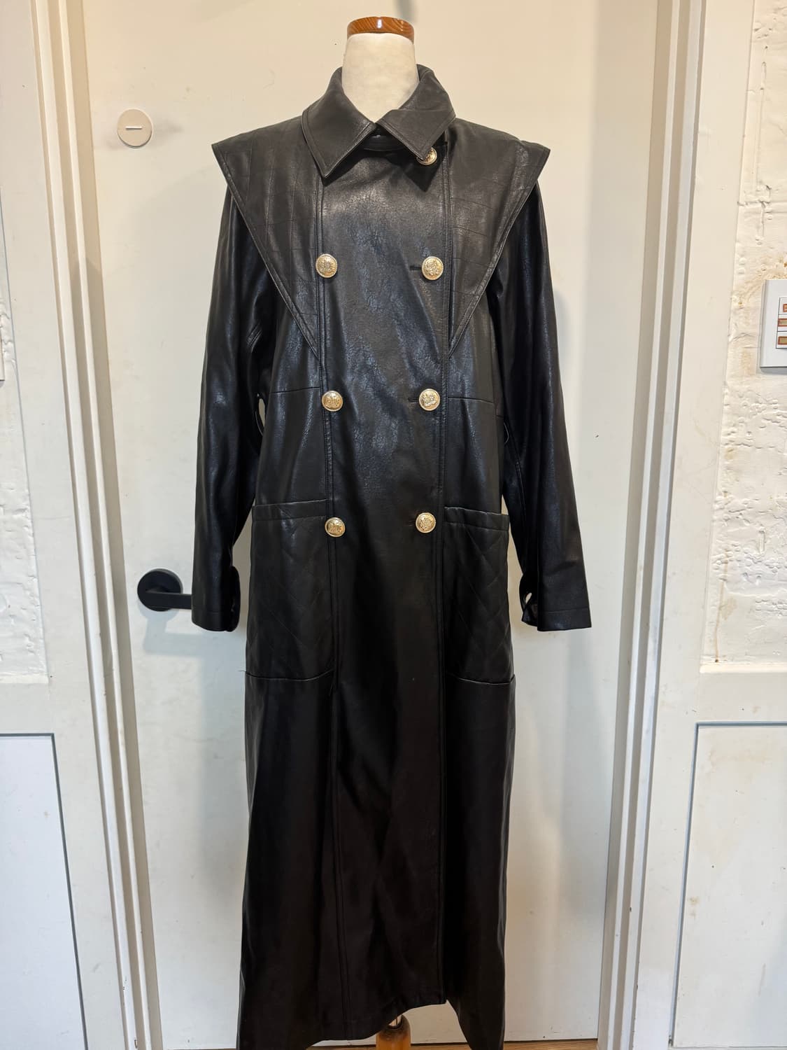 줄로그 레더 맥시 코트 상품이미지3