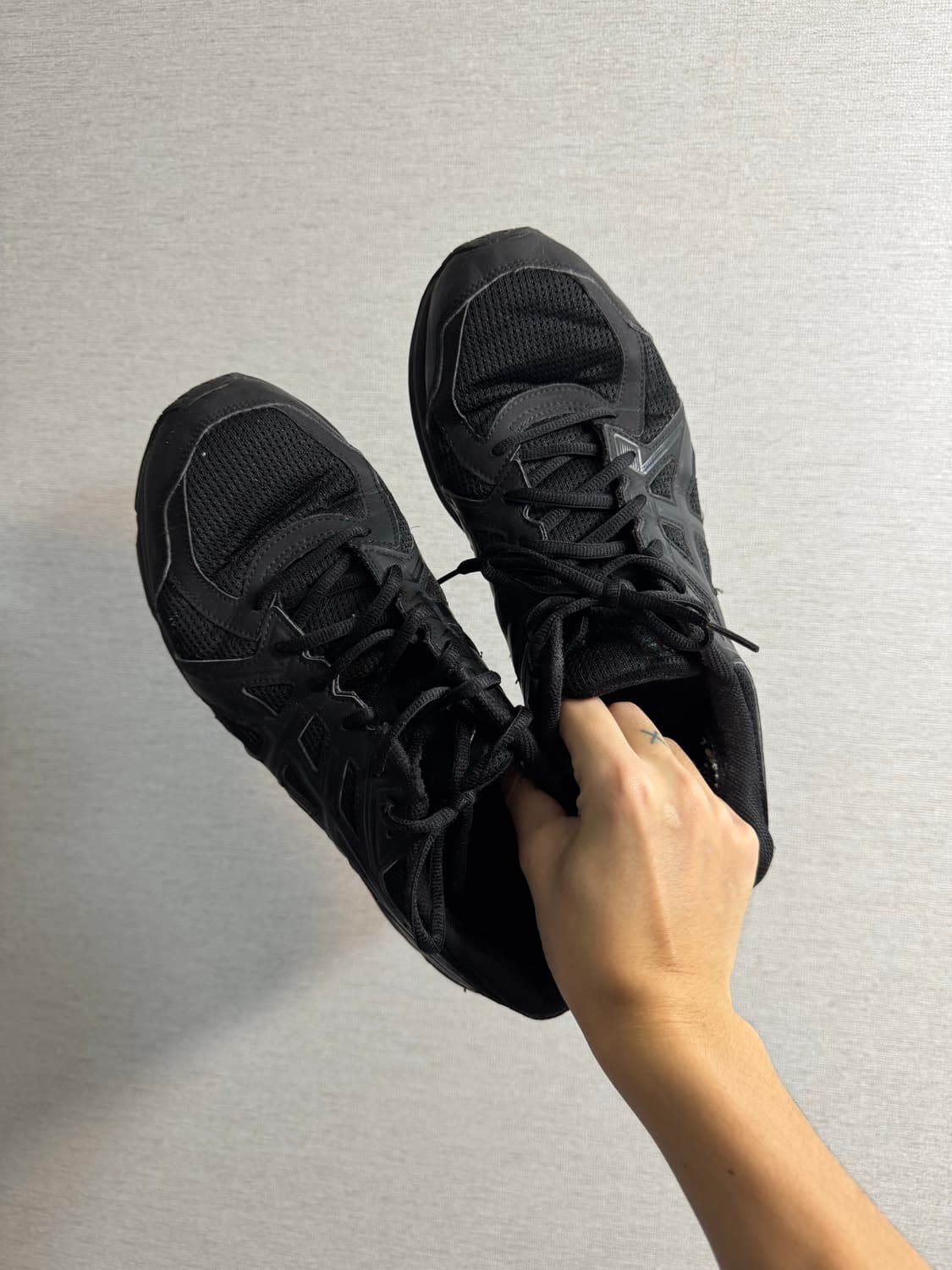 아식스 조그 JOG 100 2 (T1G138) 검정 운동화 285mm 상품이미지2