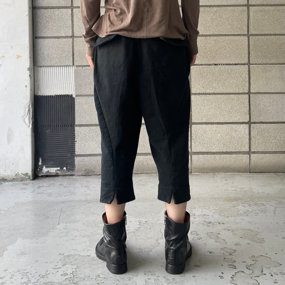 비리디안 스웨트 크롭 팬츠 상품이미지3