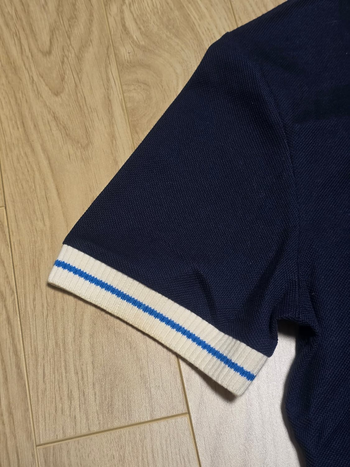 버버리 백로고 각인 코튼 멀티 폴로셔츠  상품이미지5