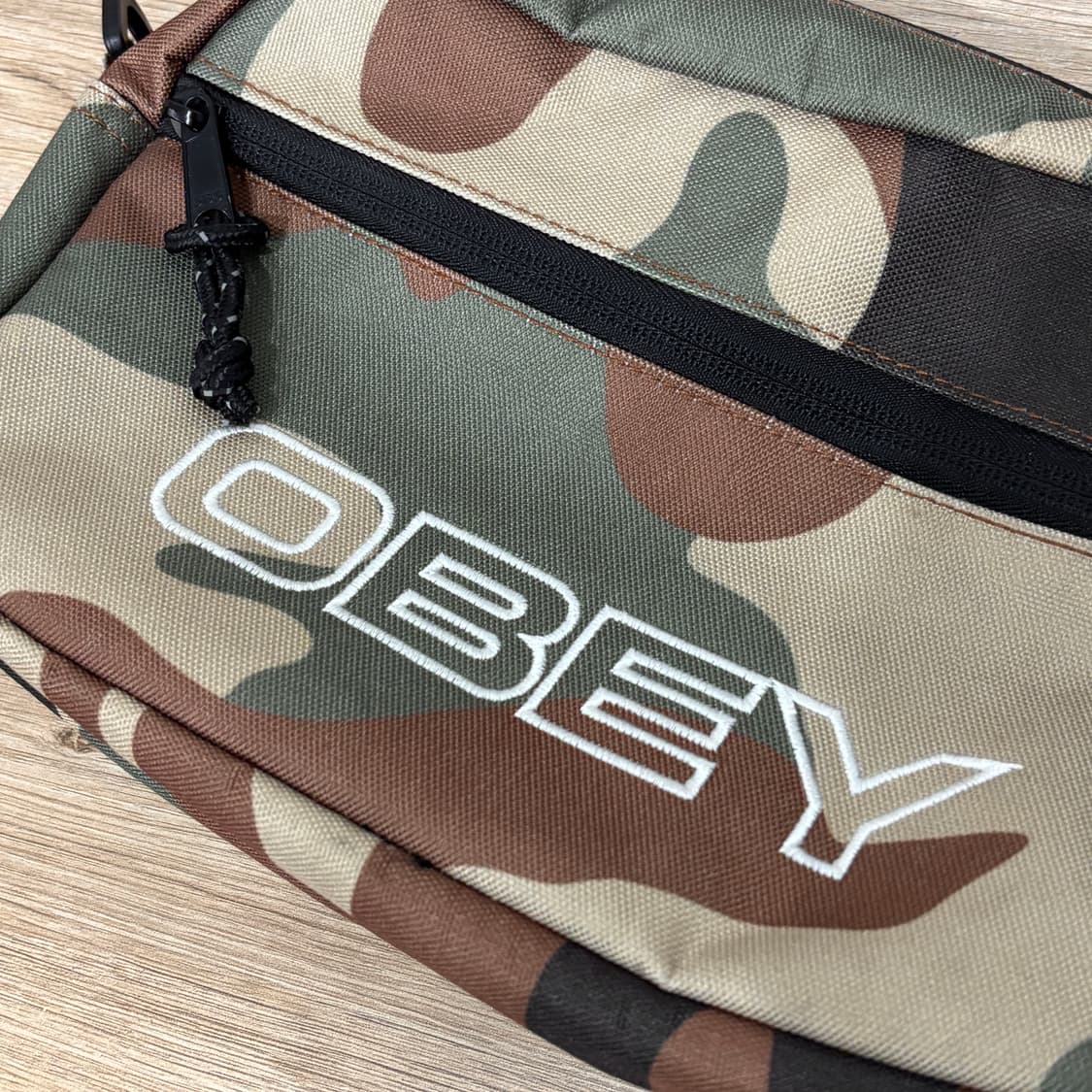 오베이 카모플라쥬 크로스백 메신저백 상품이미지1