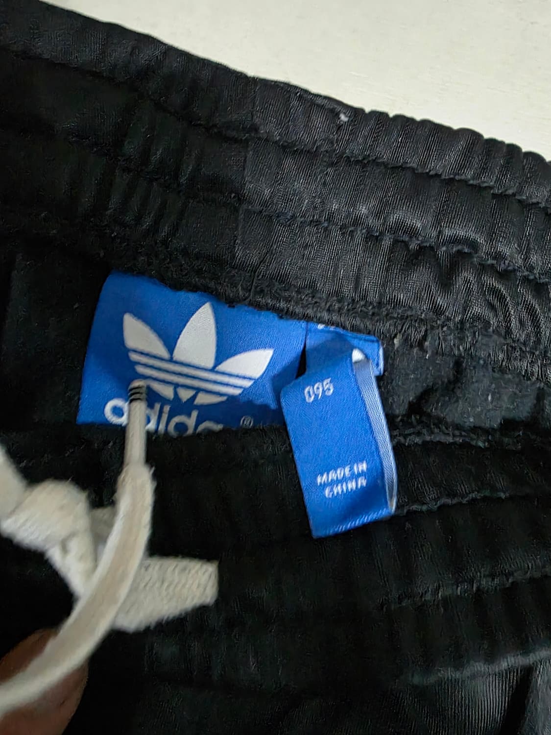 아디다스 25주년 니고베어 트레이닝팬츠 바지 95사이즈 상품이미지2