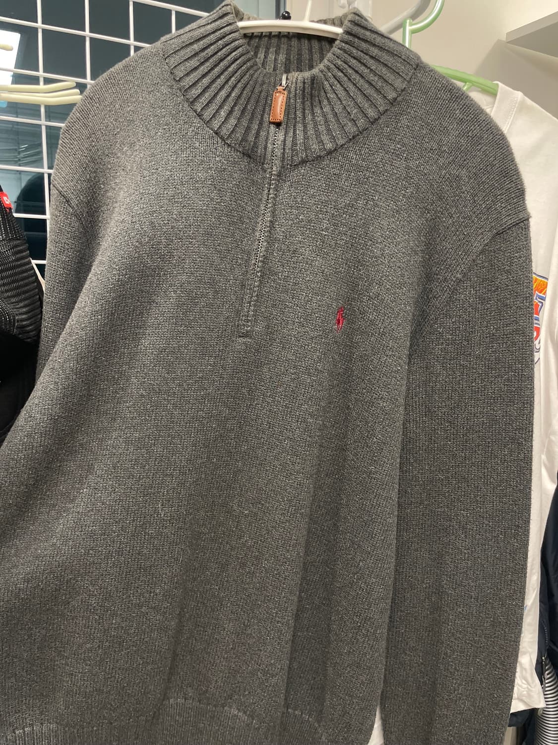 폴로 반집업 니트 상품이미지1