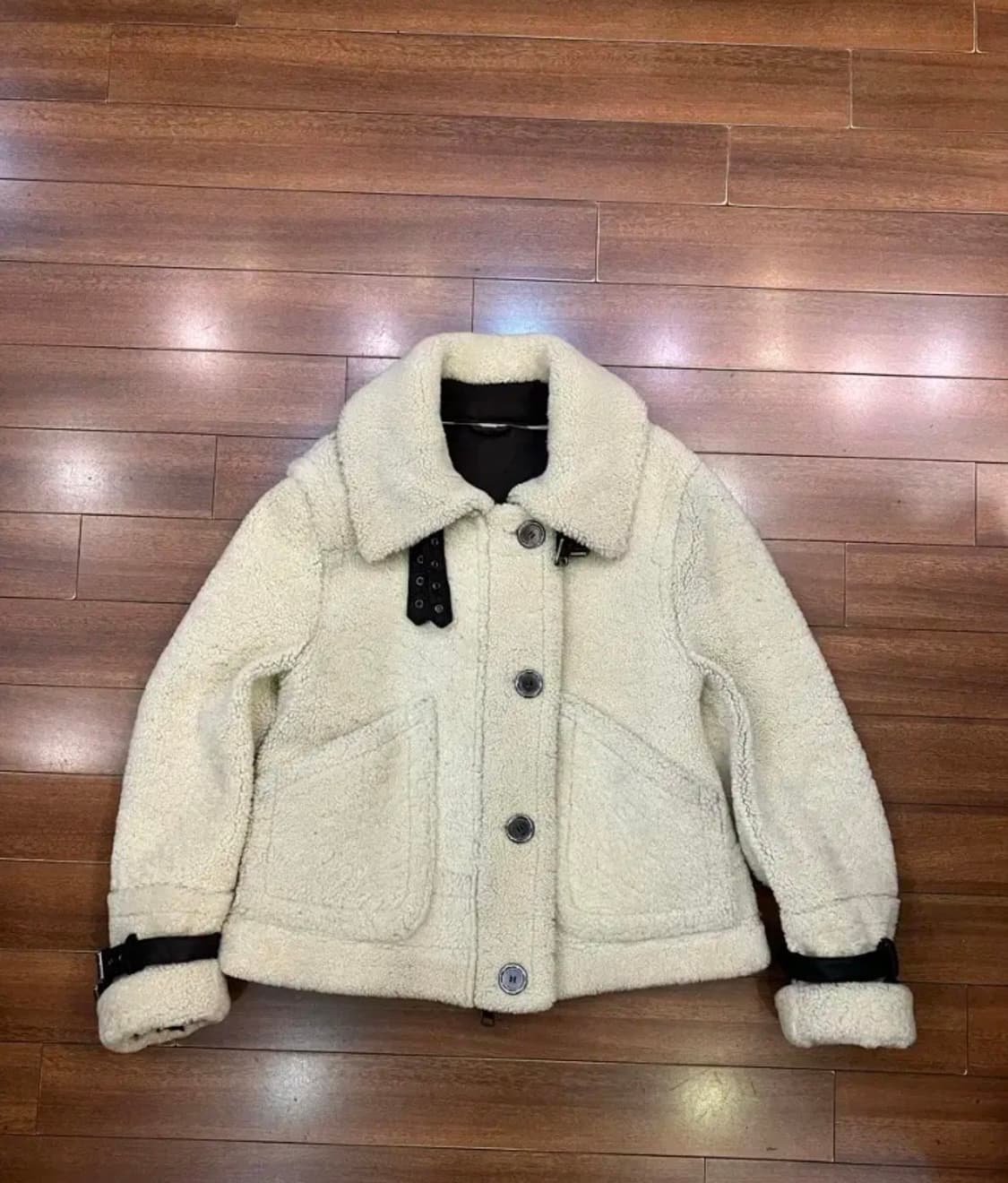 버버리브릿 무스탕 상품이미지1