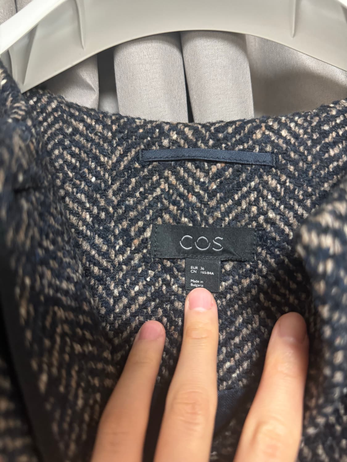 COS 헤링본 코트 판매 상품이미지2