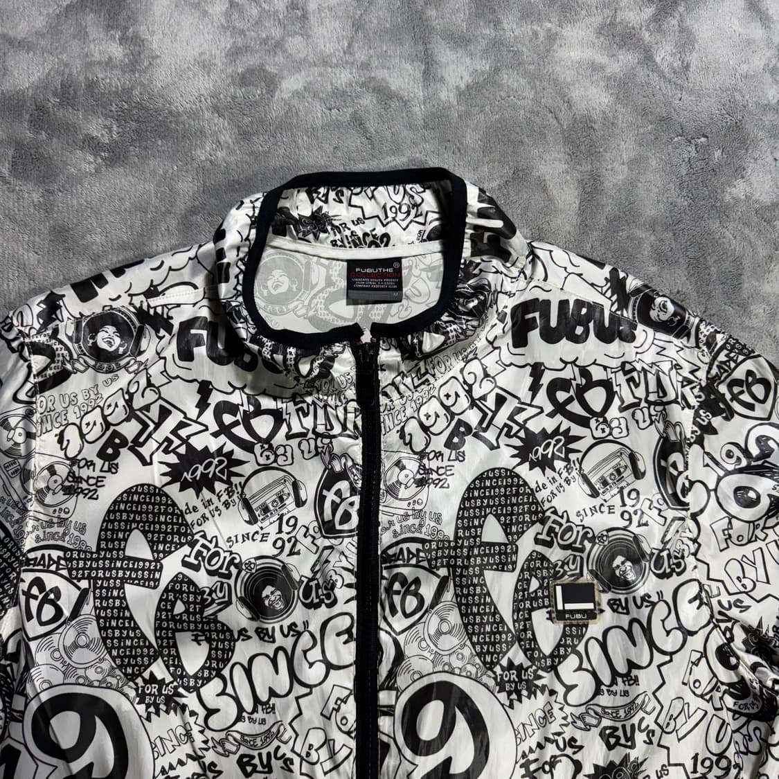 후부 올드스쿨 패턴 바람막이  상품이미지2