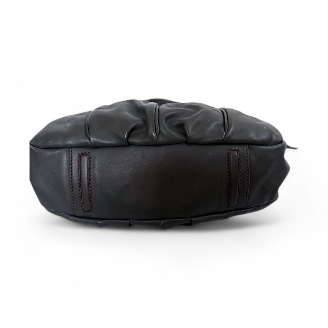 나인티퍼스트 유토피아 소가죽 라운드 토트백 꼼데가르송 이세이미야케 스타일 상품이미지4