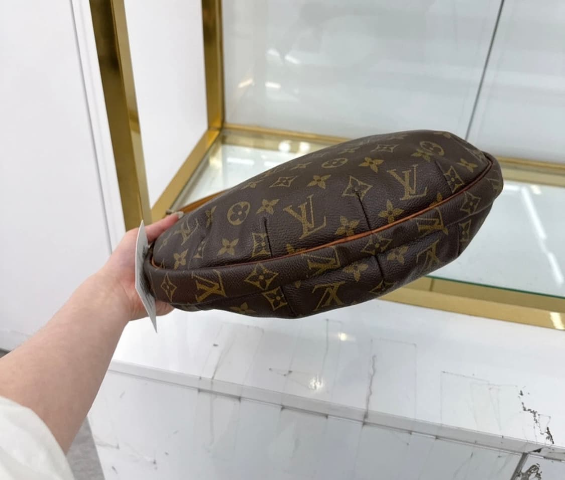 루이비통 모노그램 크로와상 숄더백 상품이미지4