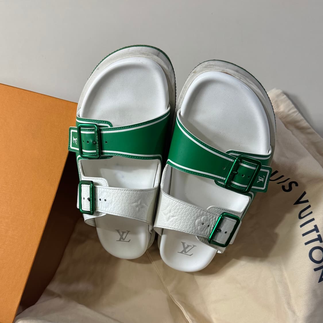 [백화점판/8.5]루이비통 트레이너 뮬 샌들 / 슬리퍼 상품이미지3