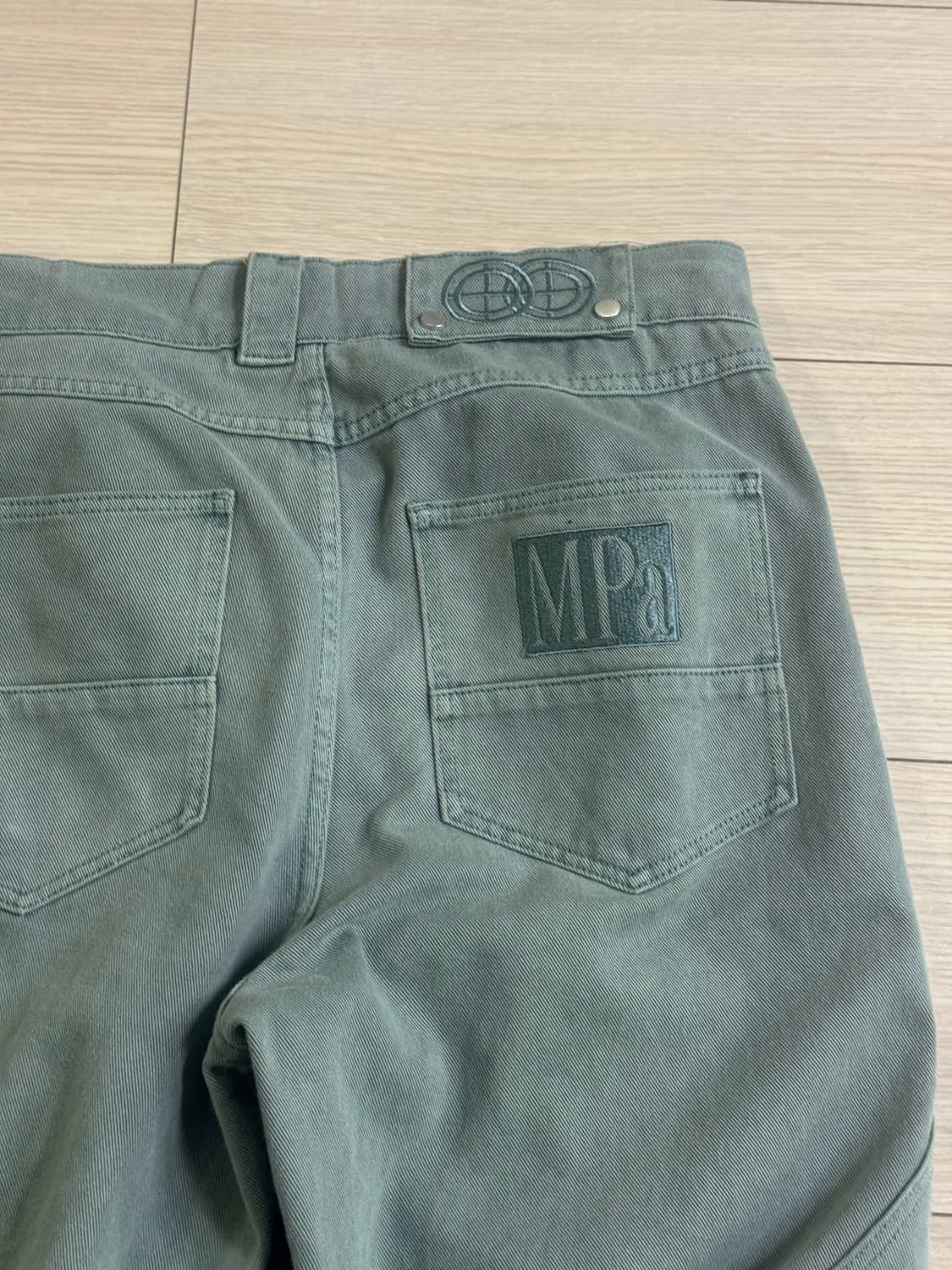 L) 플라스틱프로덕트 MPa calf pocket pants 에메랄드 상품이미지3