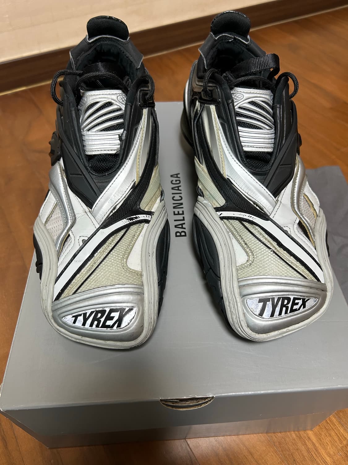 발렌시아가 타이렉스 블그 44 상품이미지2