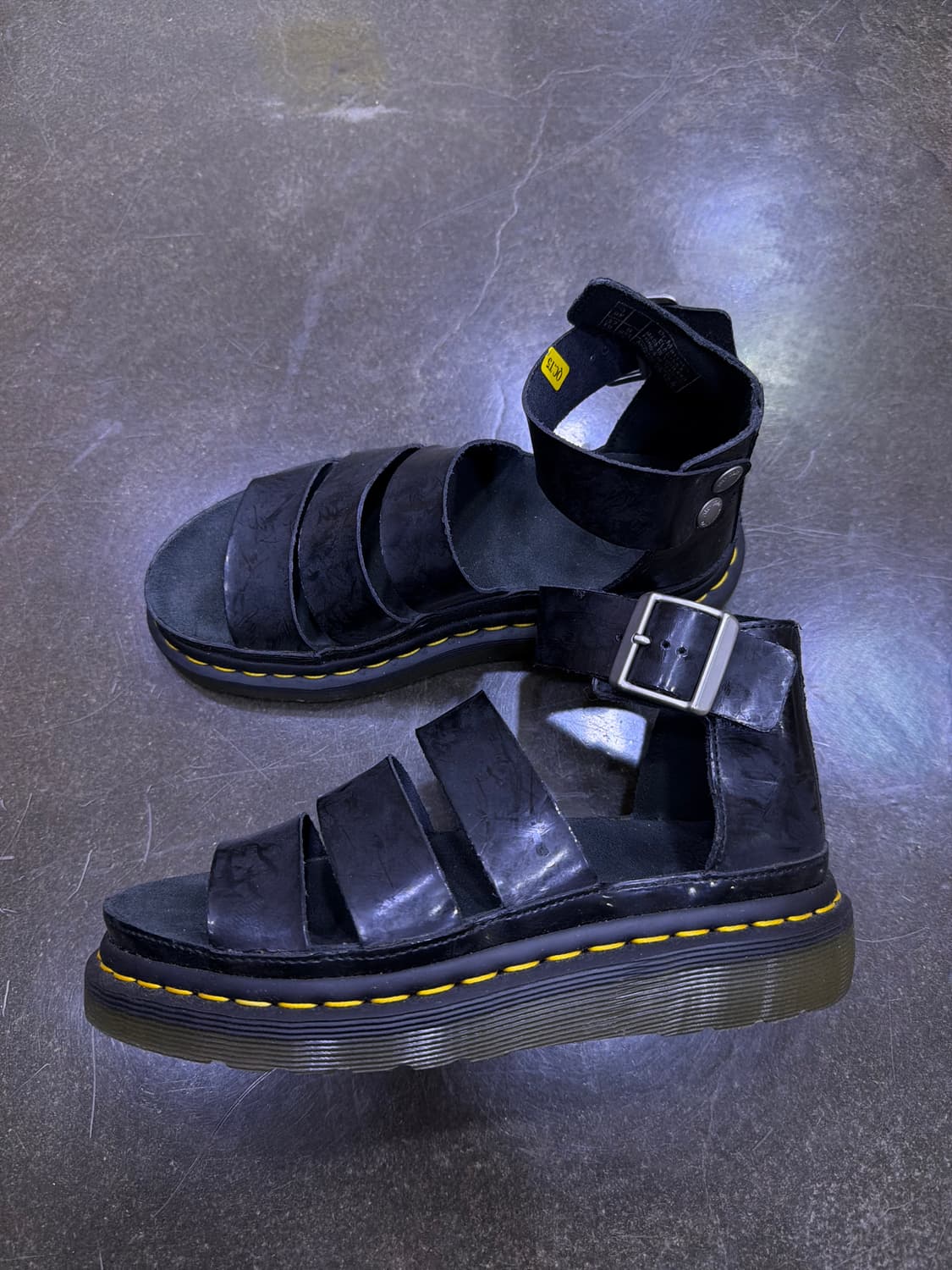 닥터마틴 클라리사 샌들 슬리퍼 블랙 230 상품이미지3