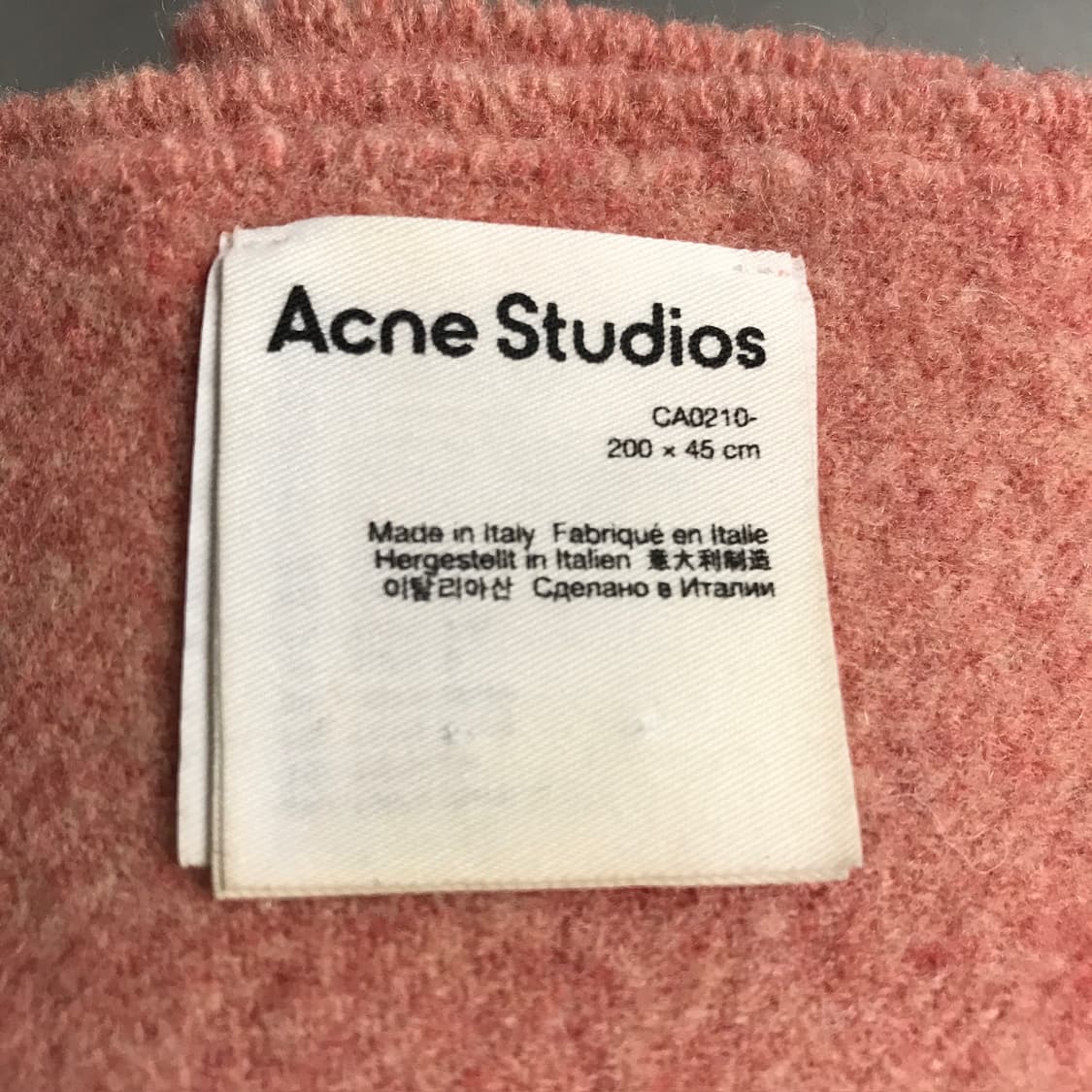 아크네 스튜디오 핑크 머플러 상품이미지5