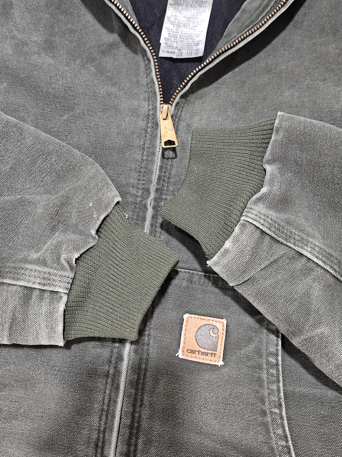 칼하트 액티브 자켓 j130 mos 모스그린 판매합니다 상품이미지3